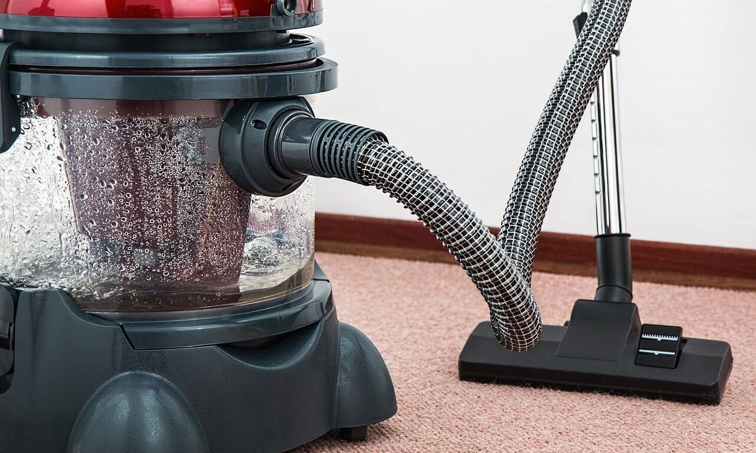 Vacuum cleaner 657719 1280